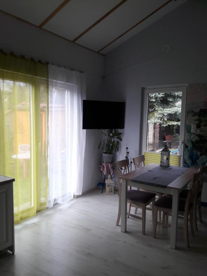Domek Nad Jeziorem Osieczna Kültér fotó