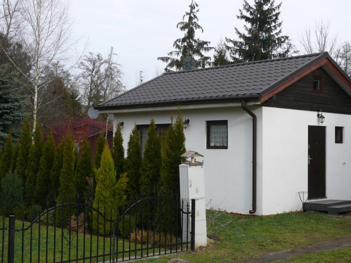 Domek Nad Jeziorem Osieczna Kültér fotó